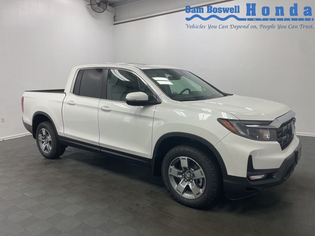 2026 Honda Ridgeline RTL in Platinum White Pearl — front three-quarter view